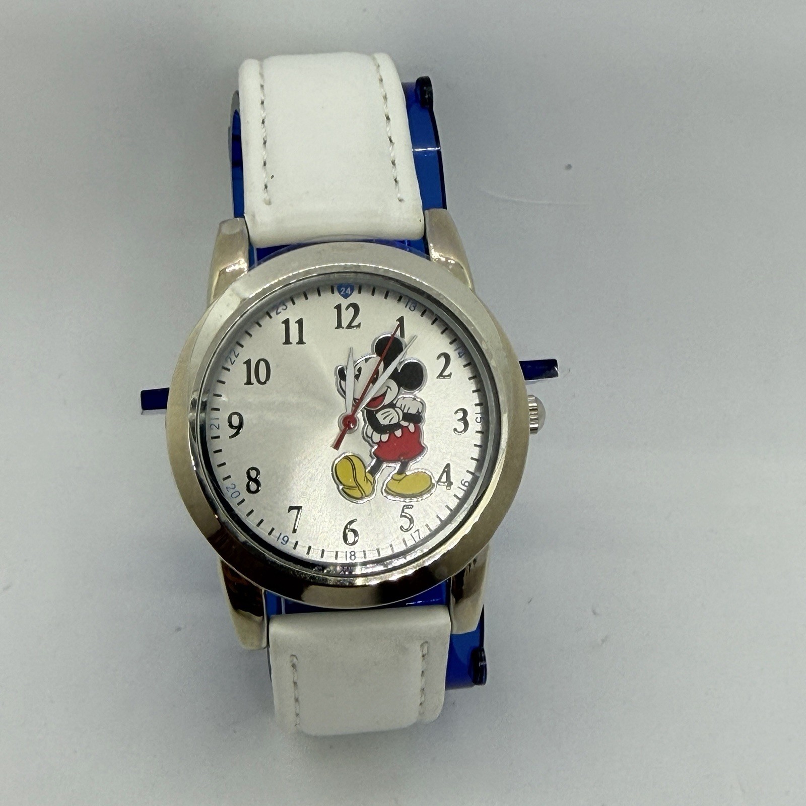 Nurse Mates Disney Character Mickey Mouse nurse watch Leather strap – White