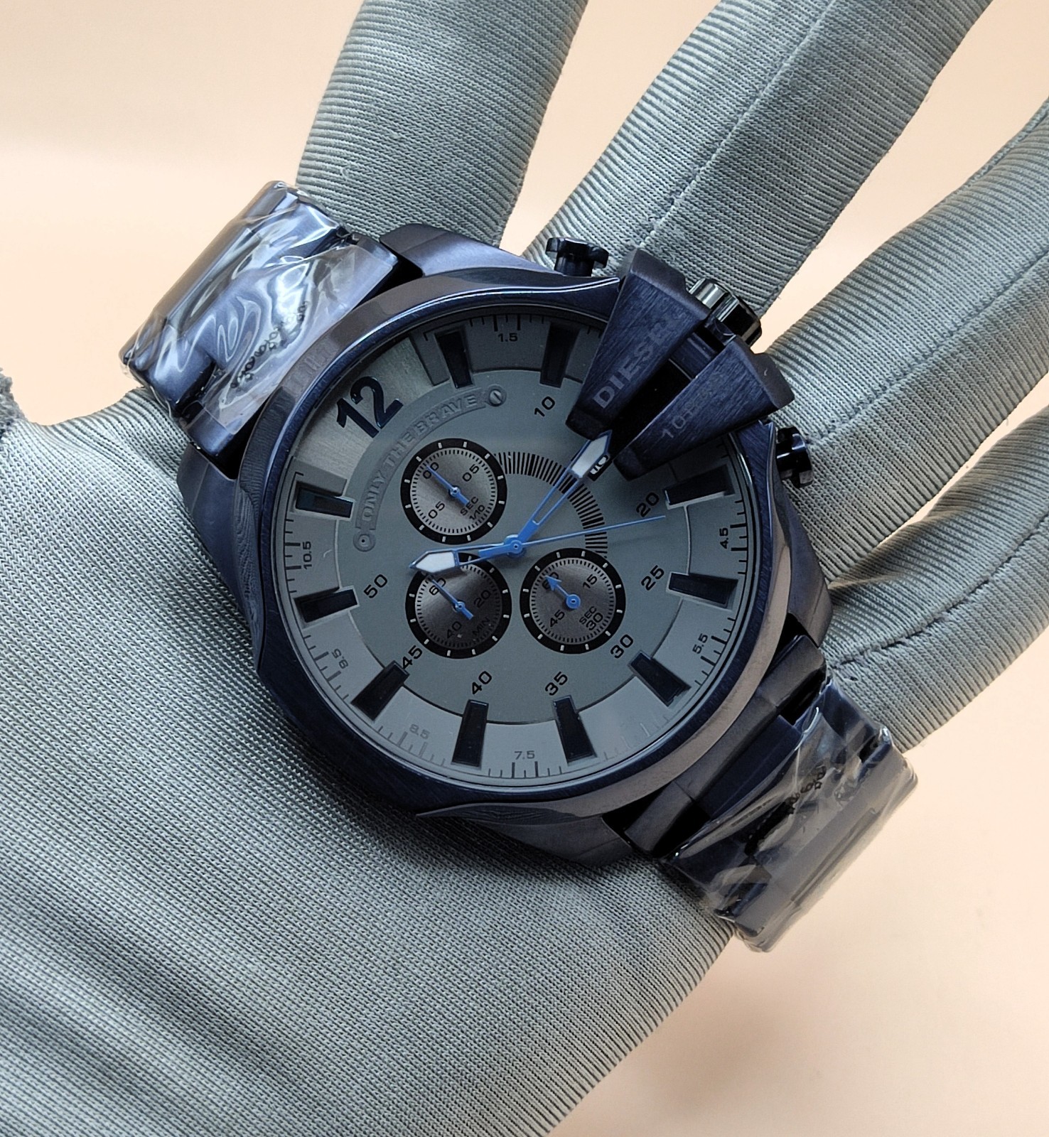 Luxury Diesel Only The Brave 10 Bar Gray Dial Refurbished Men’s Wrist Watch