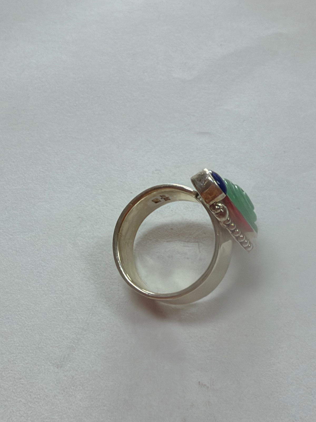 Sajen Sterling Silver Ring (Size 10) with Translucent Jade Stone [076DUW]