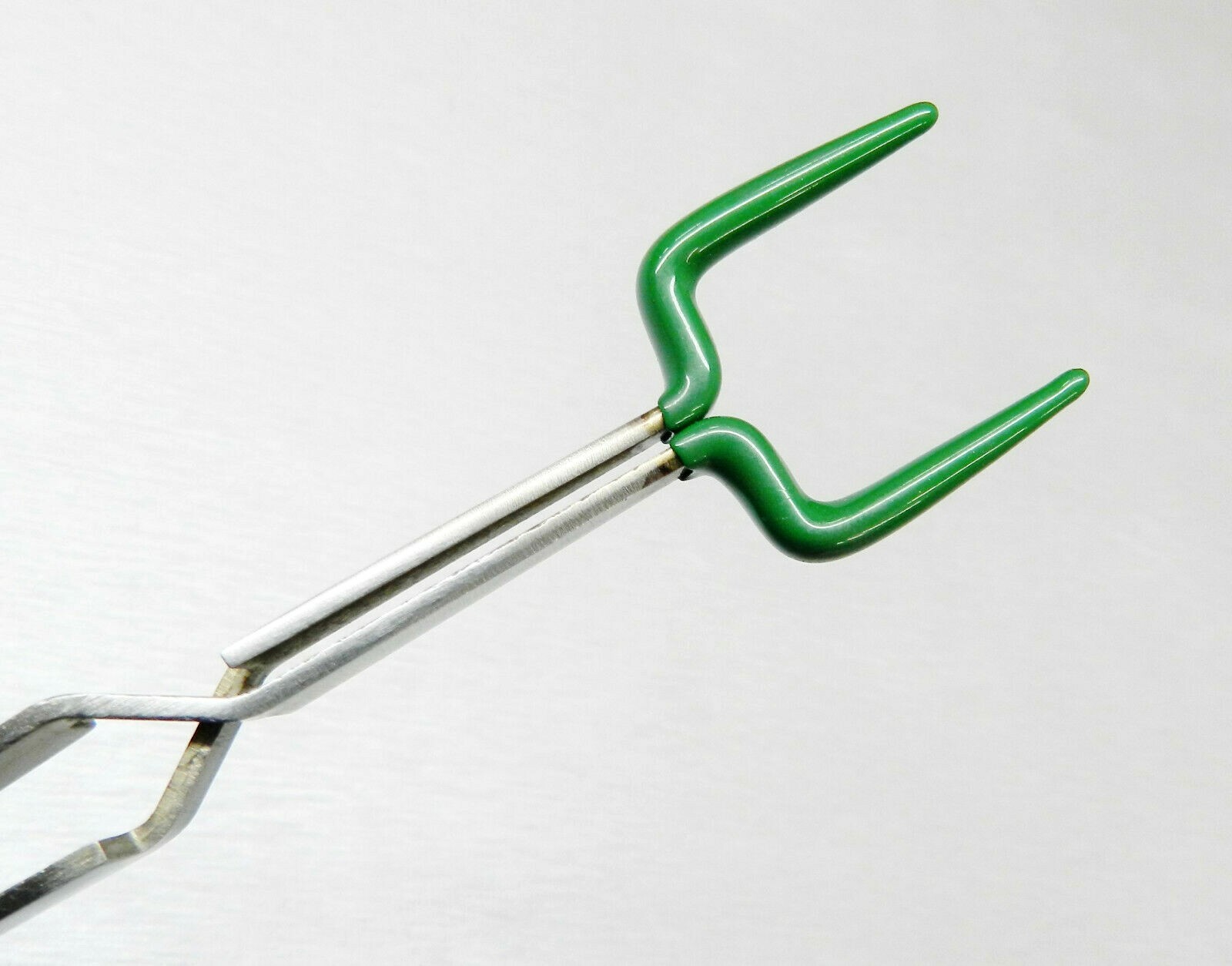 Tweezers Crosslock with PVC Tips Square Parts Holding Self Closing Non Marring