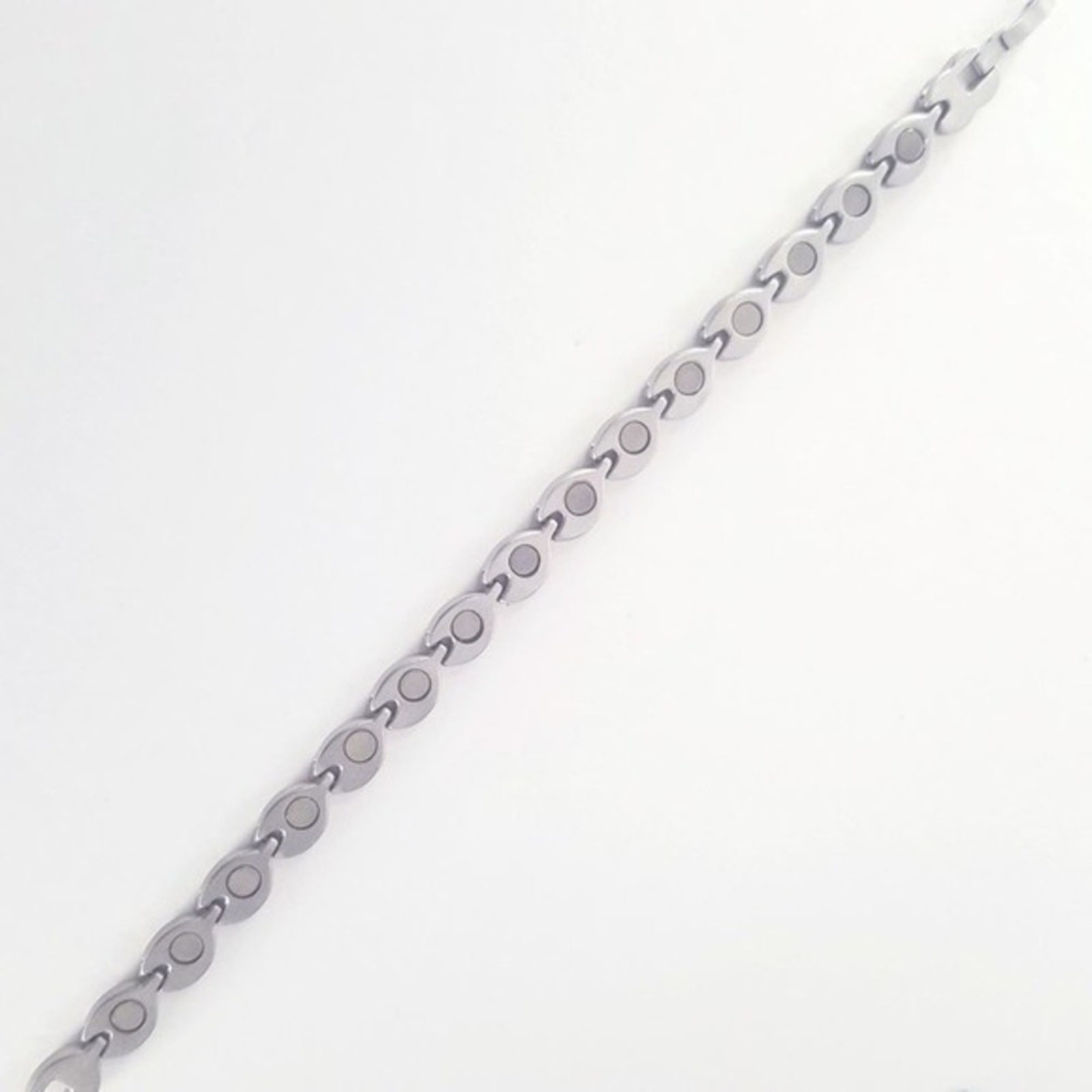New stainless steel magnetic‎ bracelet 7.5 inches