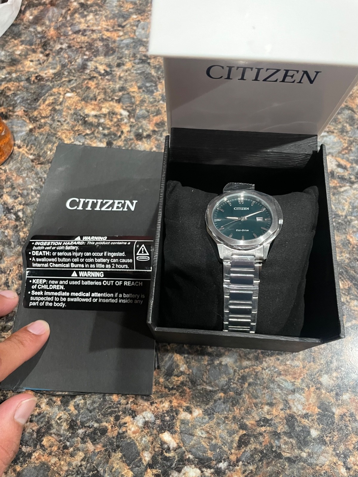 citizen eco-drive mens watch wr100 Green brand new