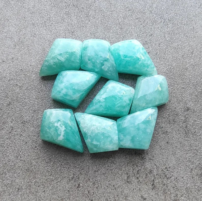 [WHOLESALE] NATURAL AMAZONITE CABOCHON KITE SHAPE LOOSE GEMSTONE