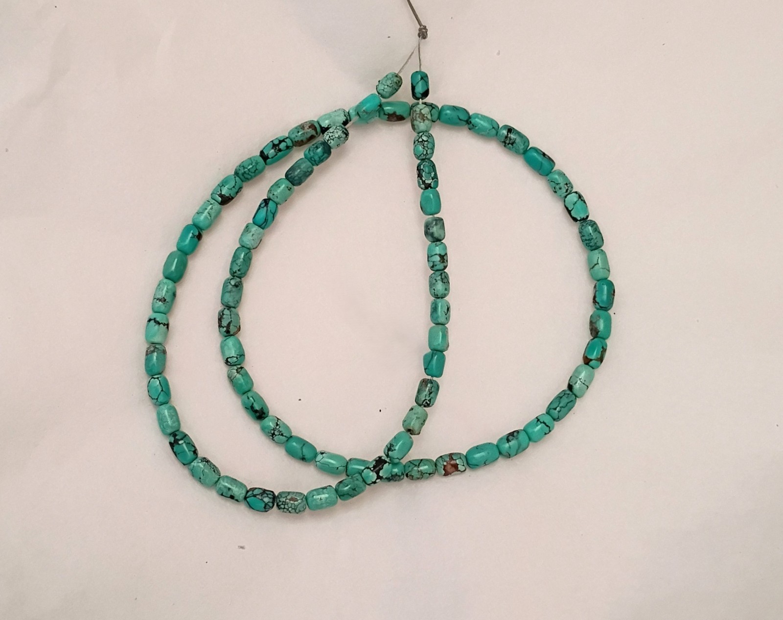 CLOUD MOUNTAIN TURQUOISE 3.5×4-5MM PETITE TINY BARREL BEADS – 15.5″ – 5718E