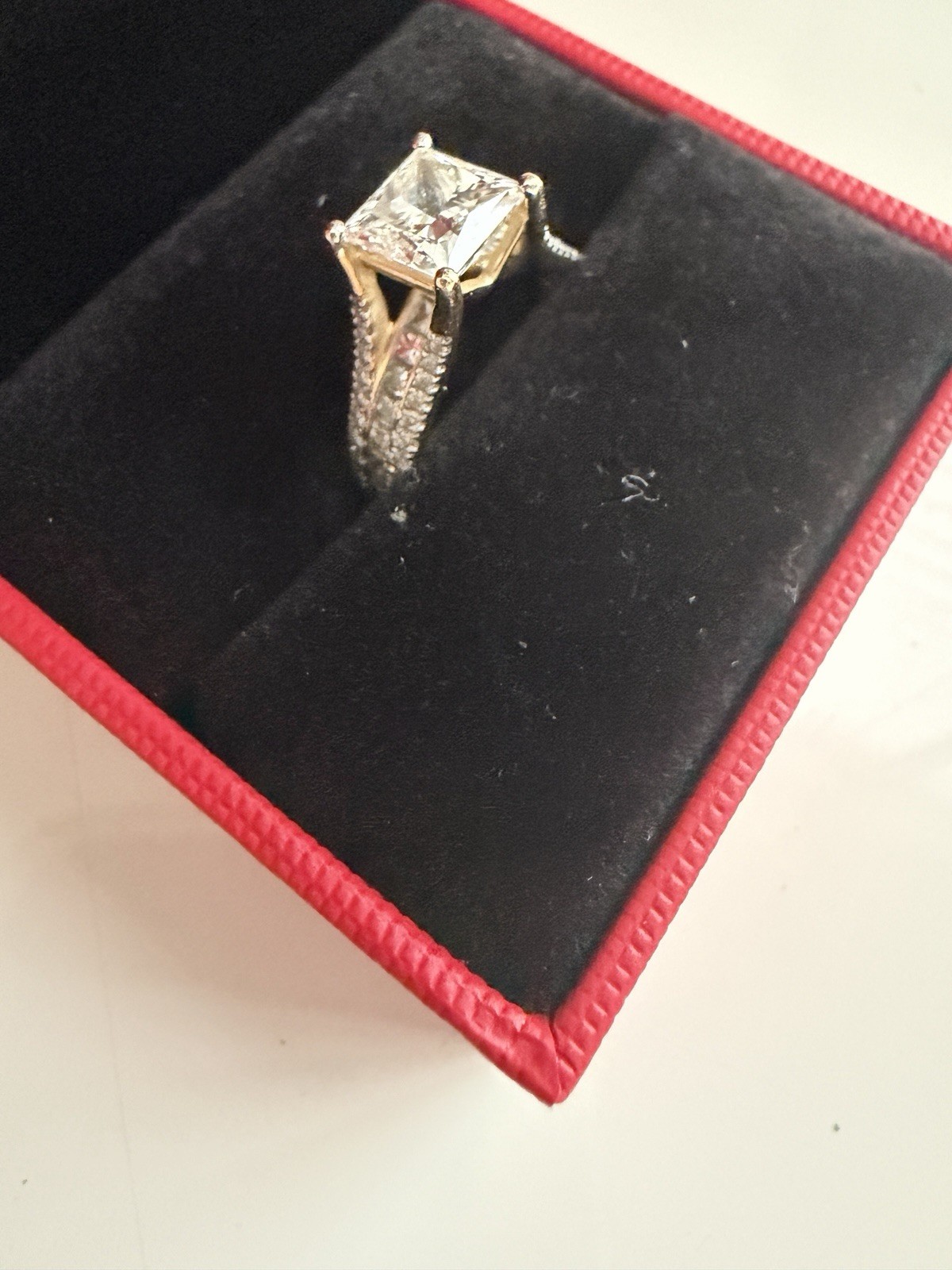2.02ct Lab Grown Princess Diamond Ring 14K Yellow Gold E/VVS2 IGI 7