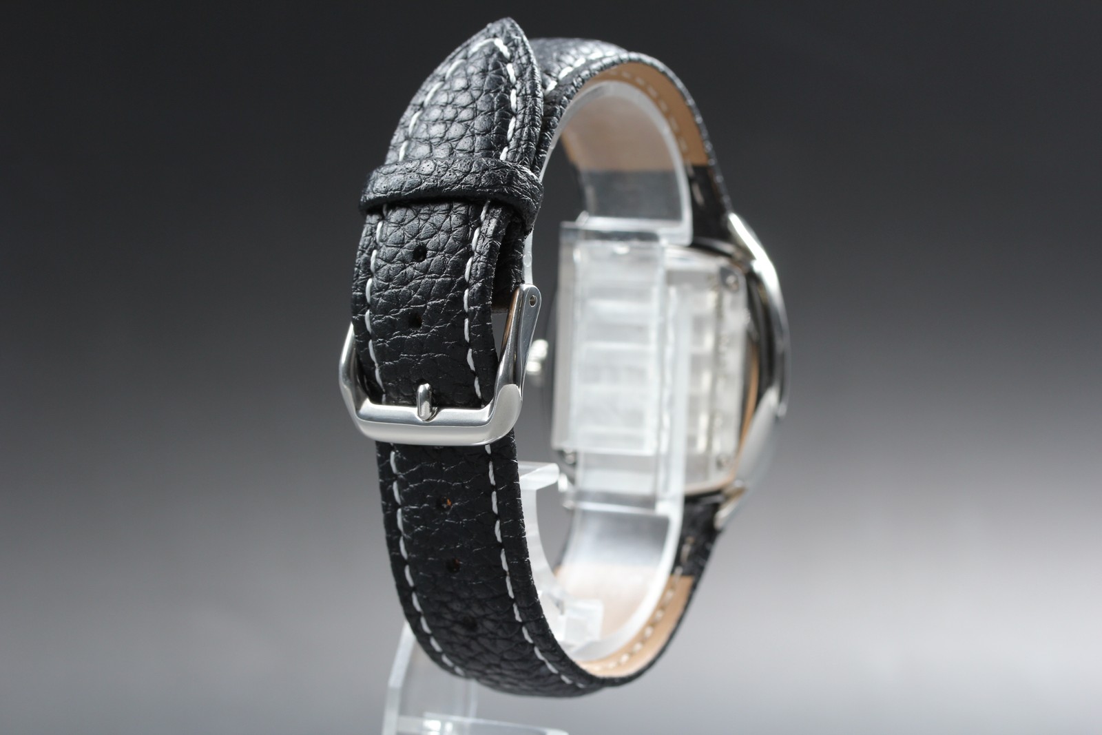 Vintage [Near MINT] Dunhill Centenary 113 Small Seconds White Quartz Men’s Watch