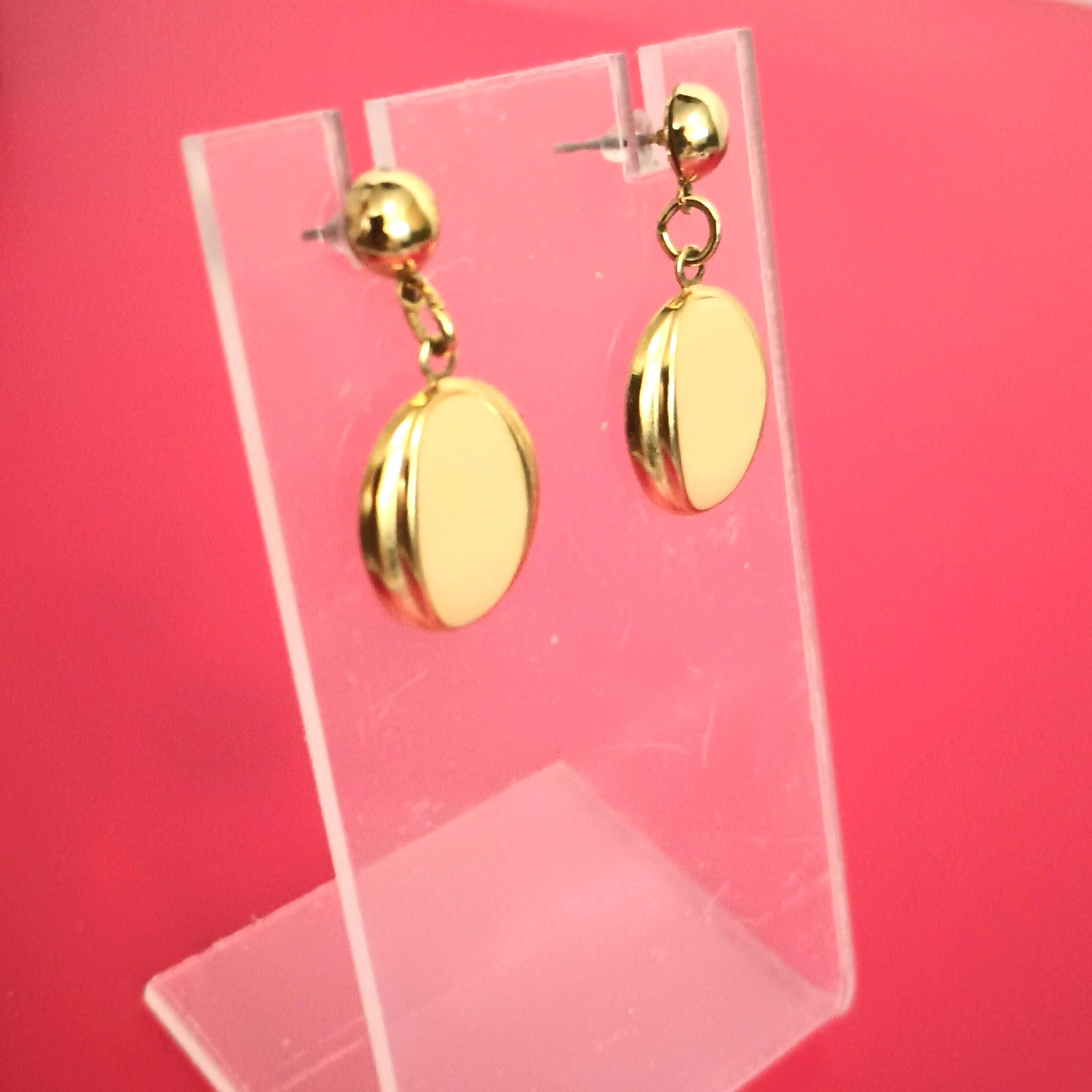 Peach Enamel Oval Drop Earring 1″ Gold Tone Post Retro Light Dangle Jewelry