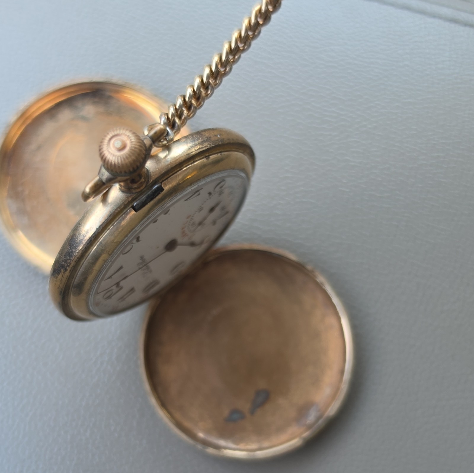 Lake Shore 21J Full Hunter Mechanical Pocket Watch White Dial Gold Filled Chain