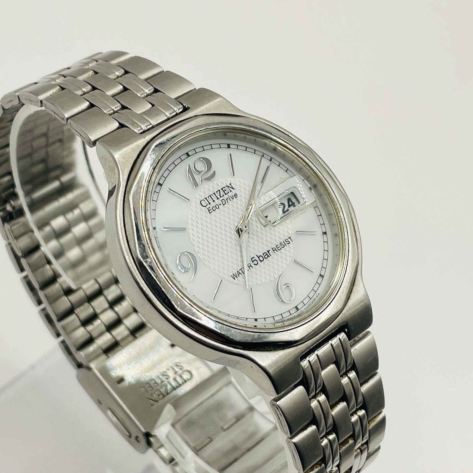VINTAGE CITIZEN ECO-DRIVE STAINLESS STEEL WHITE DIAL MEN’S WATCH E100-K003334CKS