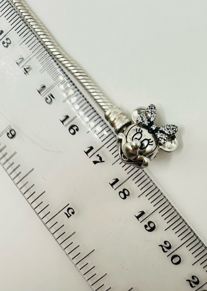Pandora Bracelet 17.5cm x DISNEY Pave Minnie Mouse Clasp Snake Chain. 597770CZ