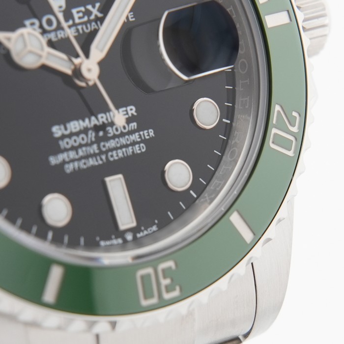 ROLEX Submariner Date 41 126610LV Warranty 2023 Box/Paper