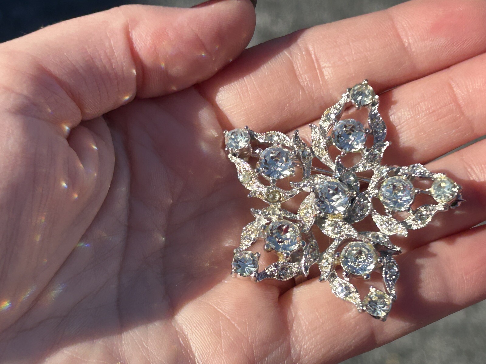 SPARKLING 1940s Vintage Signed Henry Bogoff Chicago White Rhinestone Star Brooch