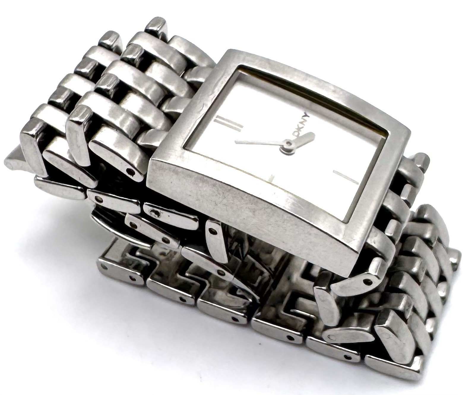 DKNY Quartz Watch NY-8033 Women 30m Silver Steel Square Analog New Battery 7.25″