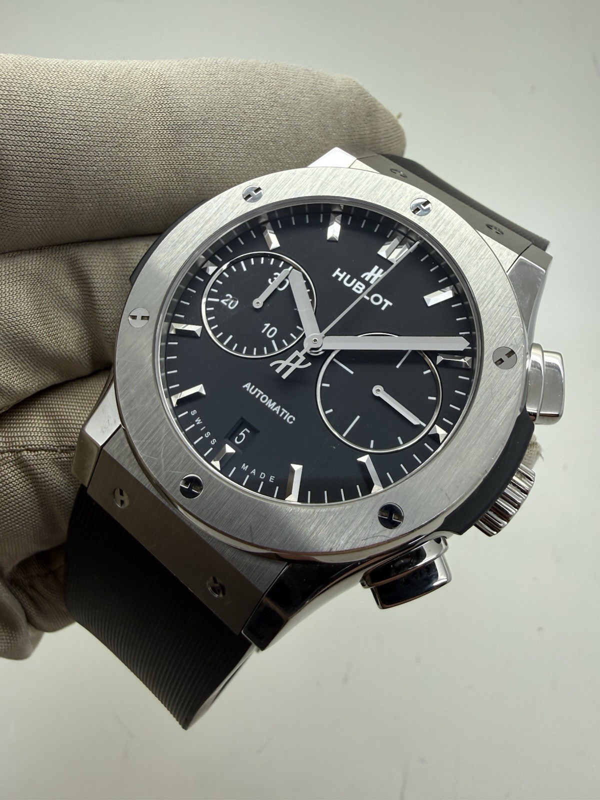 Hublot Classic Fusion Chronograph Auto Titanium Rubber Watch 521.NX.1171.RX B+P