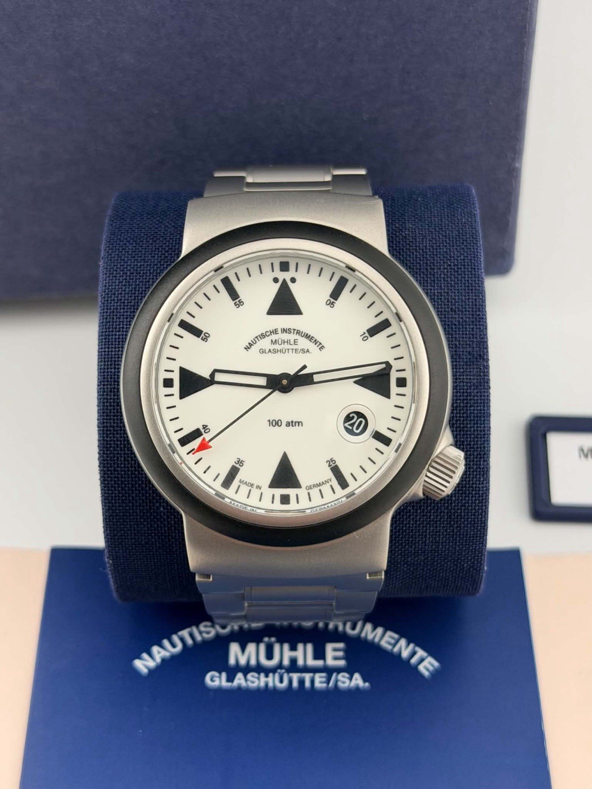 Muhle Glashutte Rescue Timer SAR M1-41-03-MB Men’s Watch Black Round Dial Auth