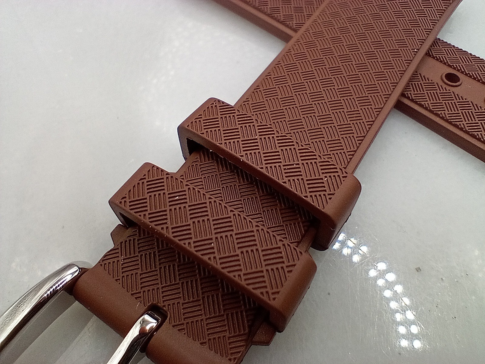 New 20mm Watchgecko Zuludiver HNBR Rubber Watch Strap Brown Quick Release 6B428