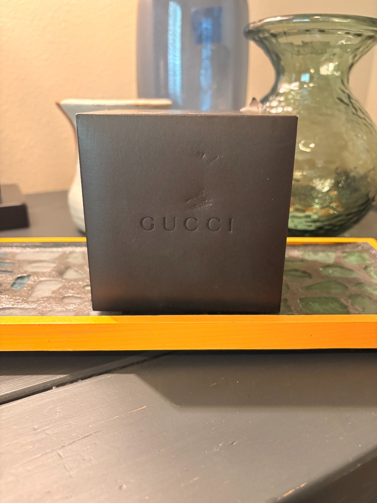Mens Gucci timepiece 8500m