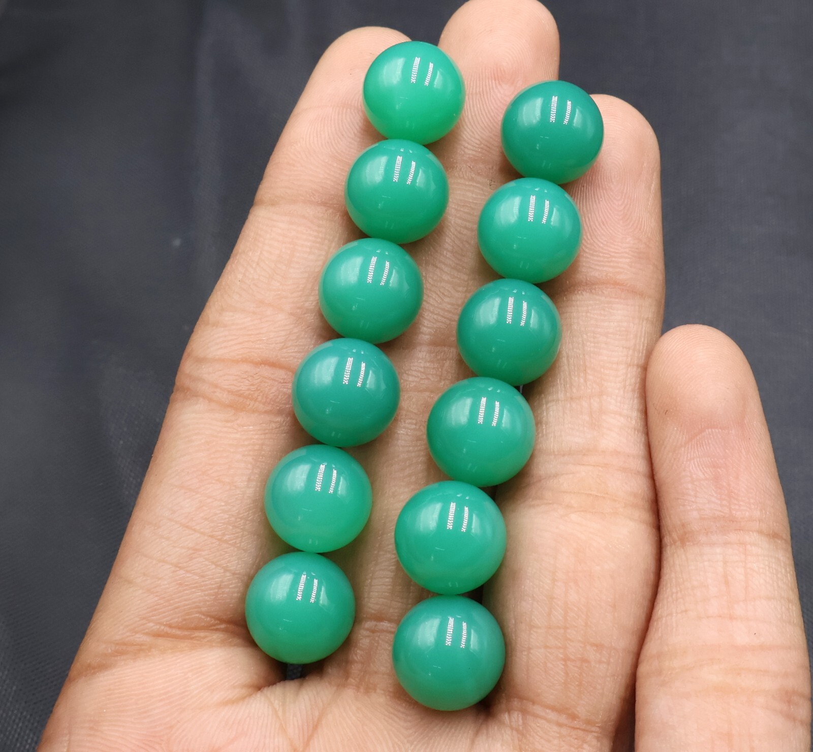 Green Onyx Round Smooth Plain Ball 11mm to 12mm Loose Cabochon Ball Stone