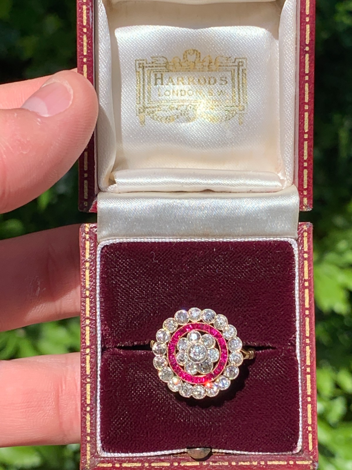 18ct gold 2.55ct diamond ruby old cut cluster ring boxed 3.8 grams
