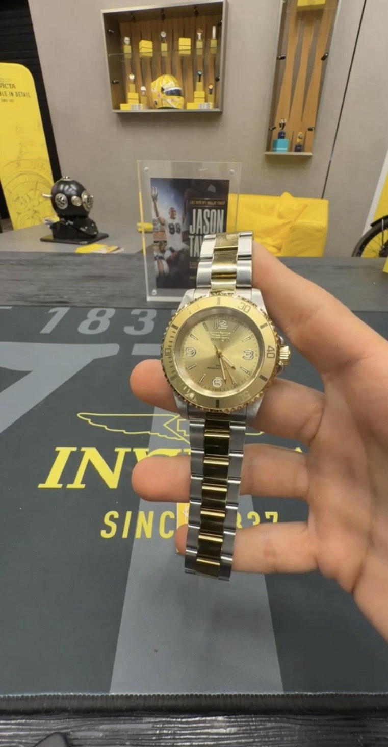 Invicta Specialty Velario Men’s Watch – 41mm, Silver, Gold (69725)