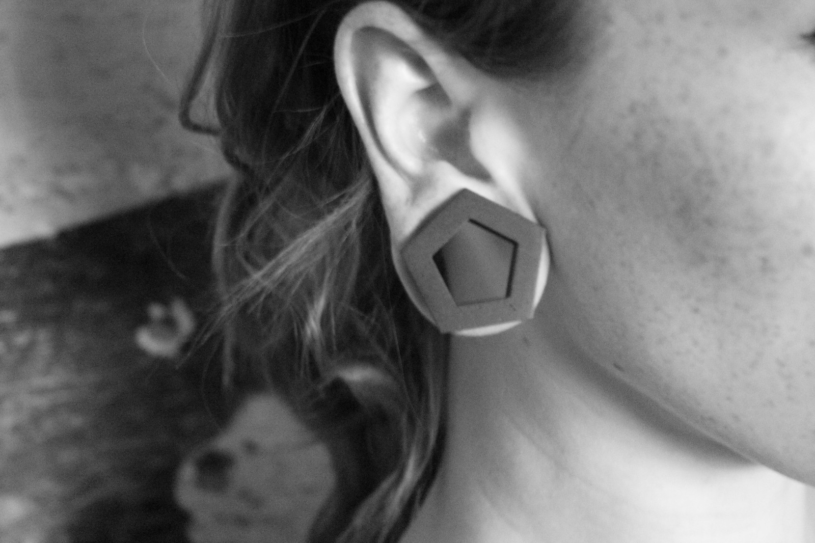 GeoGauges Brand Pentagon Shaped Silicone Tunnels Ear Plugs Gauges Body Jewelry
