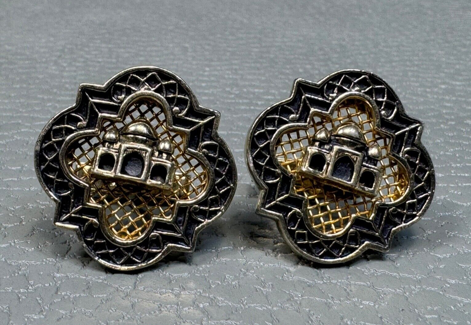 Reticulated Taj Mahal Yellow Gold Plated Cuff Links