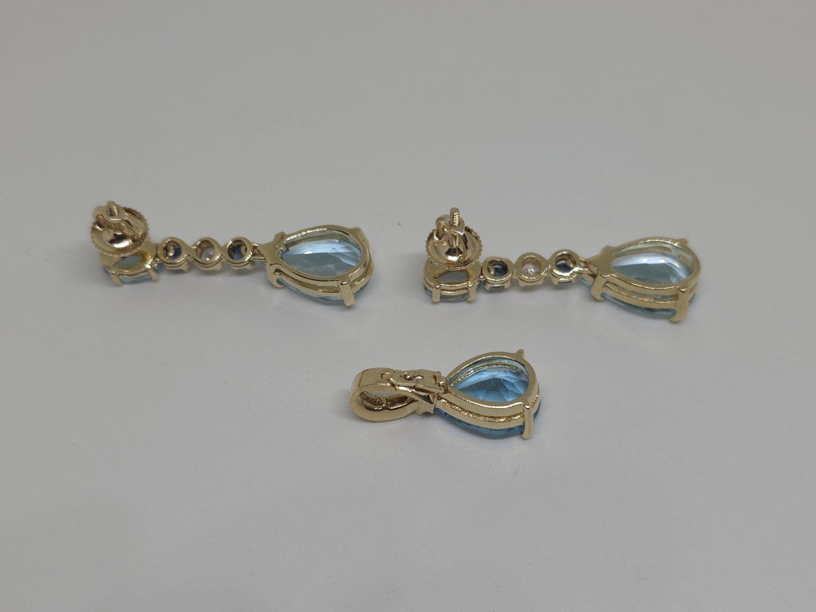 14k Yellow Gold Topaz Sapphire And Diamond Pendant And Earrings Set 8.8 Grams