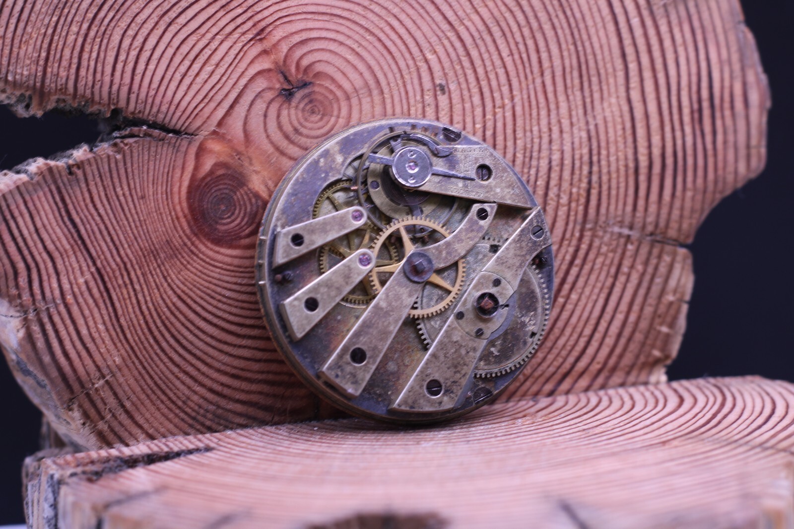 HIGH GRADE KEYWIND SWISS POCKET WATCH MOVEMENT 41.7mm FOR REPAIR (KJ)