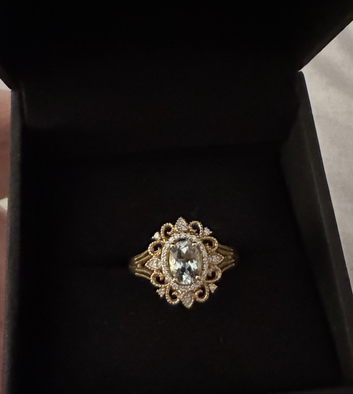 Solid 10K 10Kt Yellow Gold Natural Oval Aquamarine Diamond Women’s Ring Size 8.5