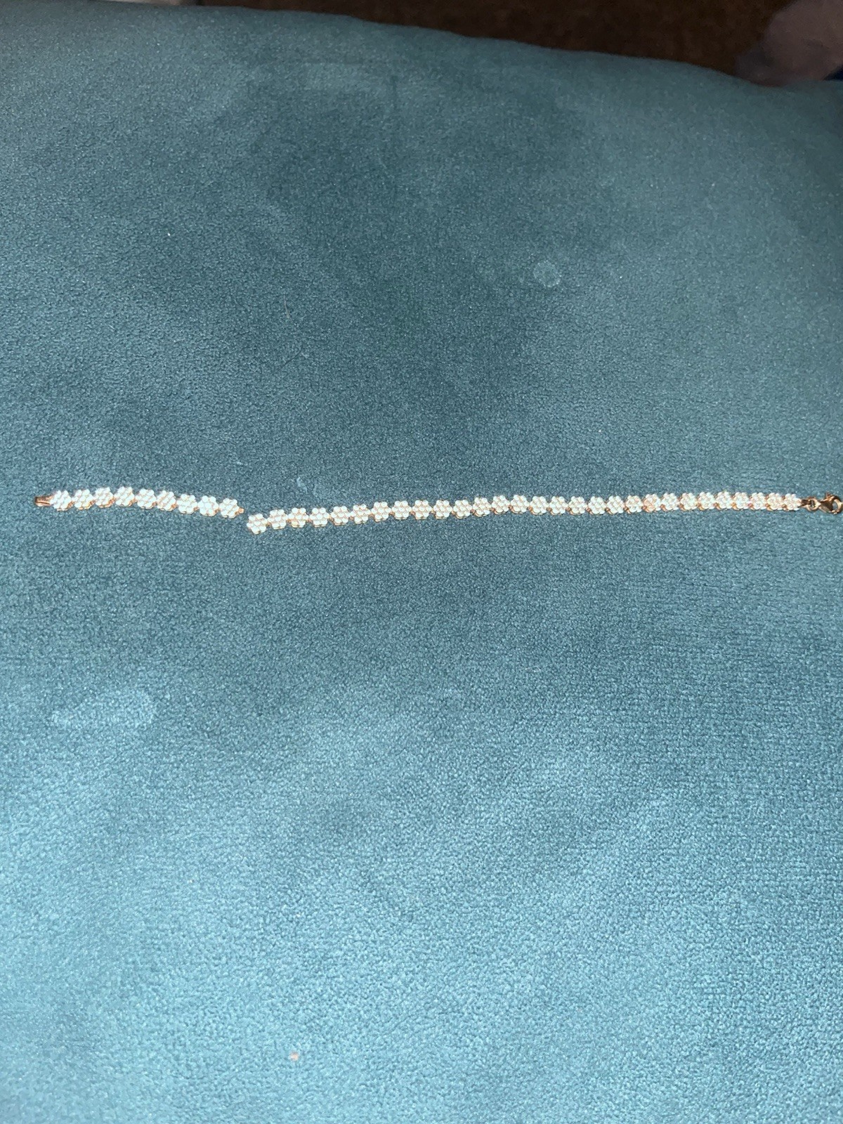 Stunning 14K Yellow Gold Flower Cluster Diamond Tennis Bracelet -7L