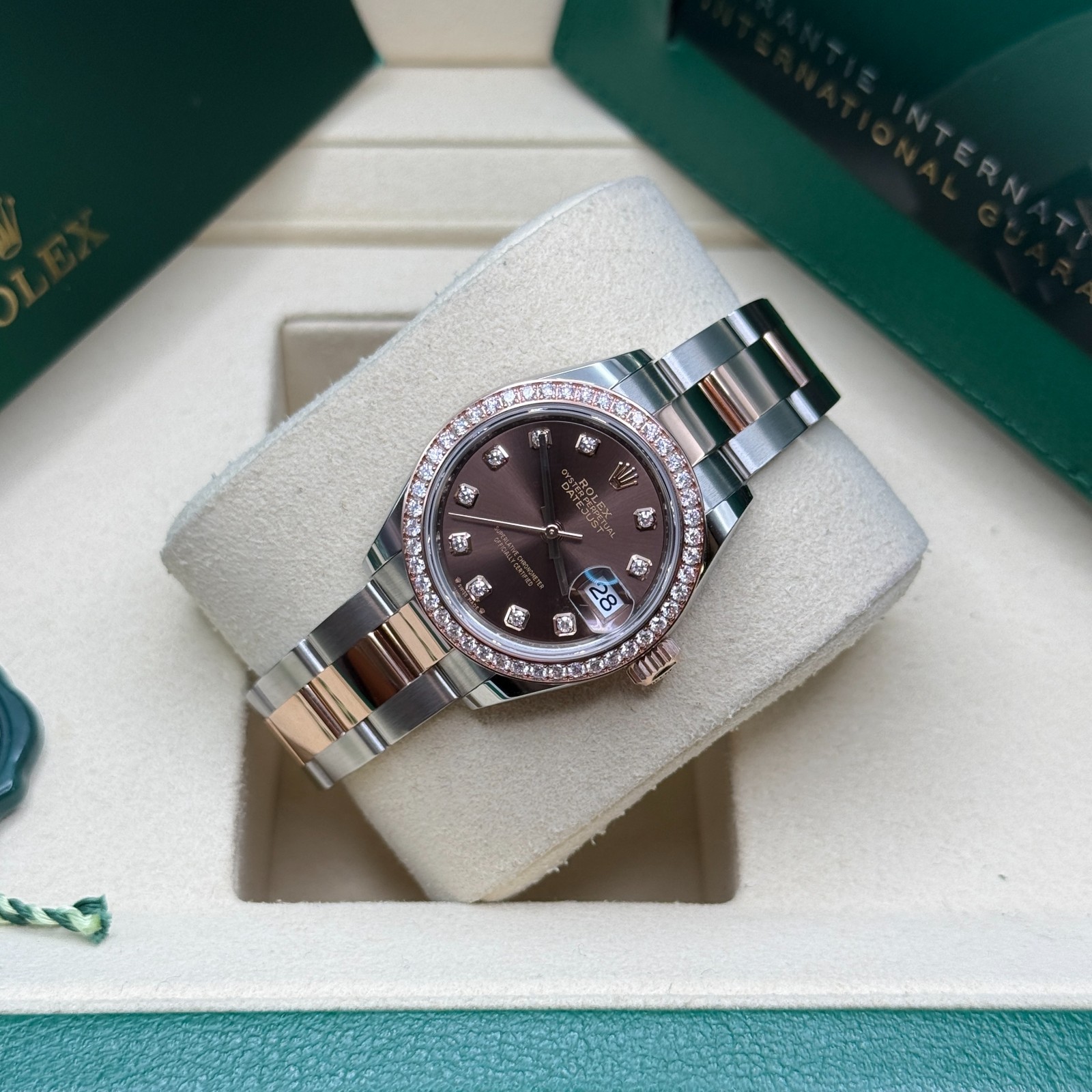 Rolex Lady-Datejust NEW 2026 Chocolate Diamond Two Tone Rose Gold Diamond Oyster