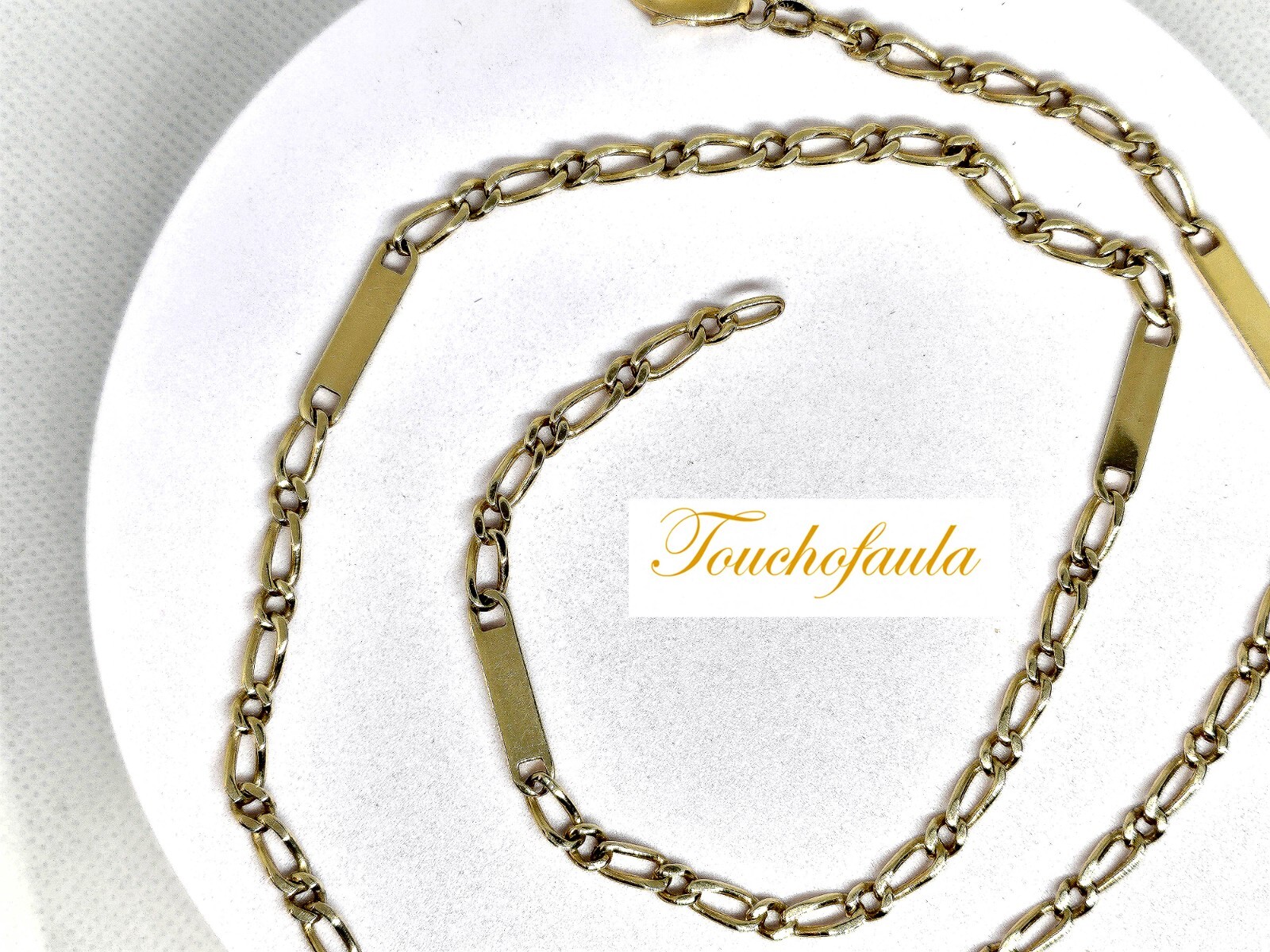14K yellow gold Links and Bars Chain 25.0 gr 22″ long 4.5 MM wide.