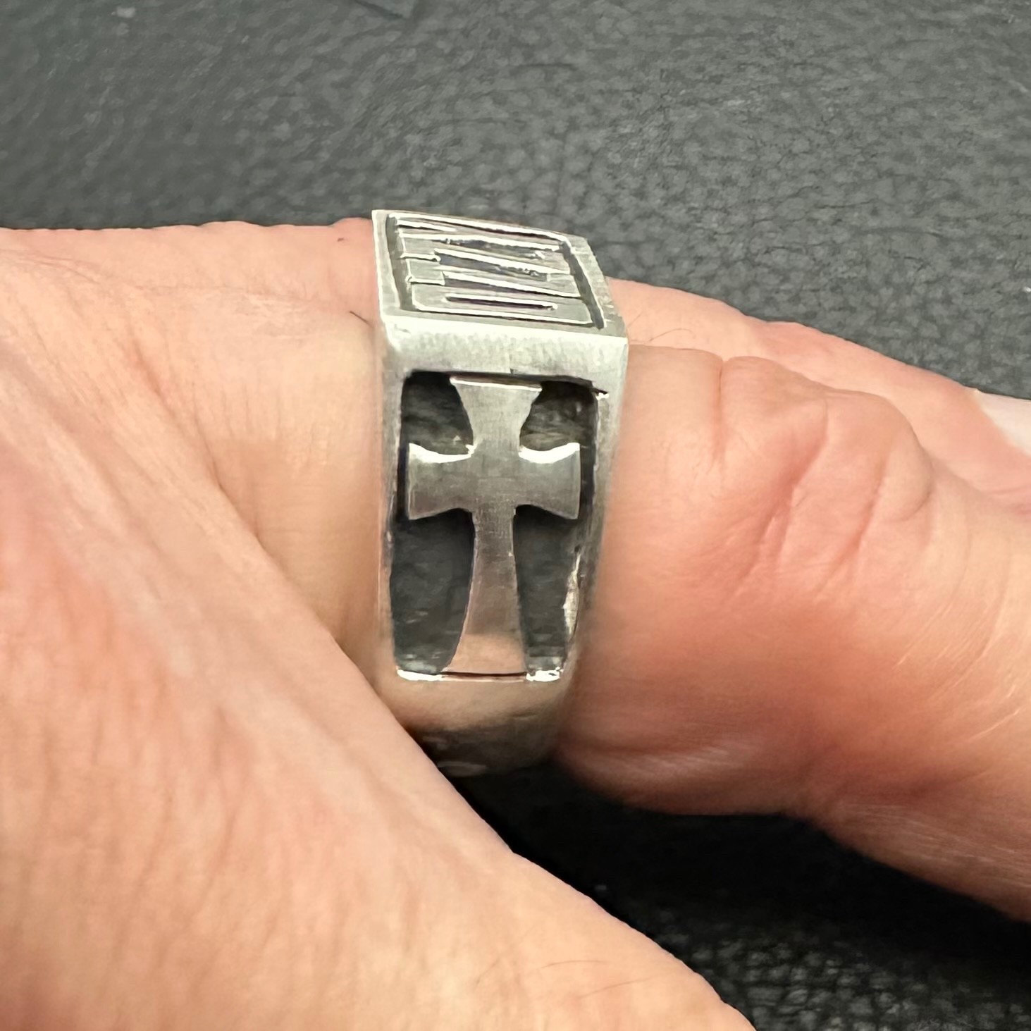 MJG STERLING SILVER OZZY RING. SIZE 10. SABBATH. GUITAR PLAYER. 19 GRAMS