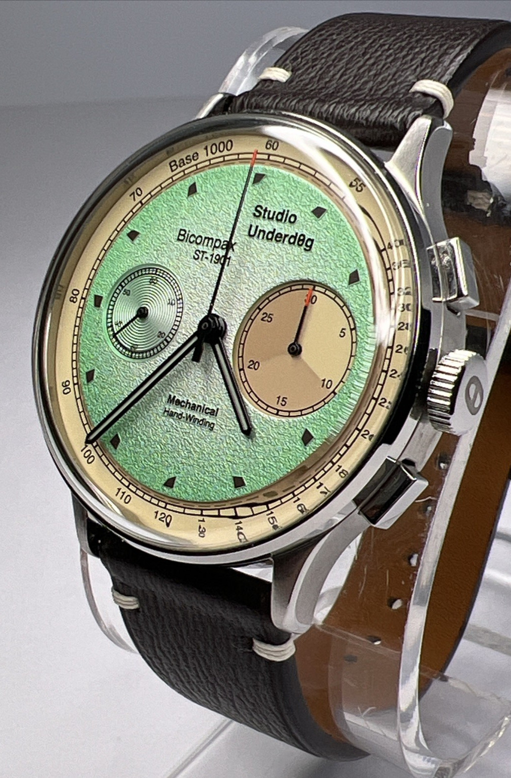 Studio Underdog 38.5mm Mint Choc Chip Chronograph ST-1901B Watch w/Box & Papers