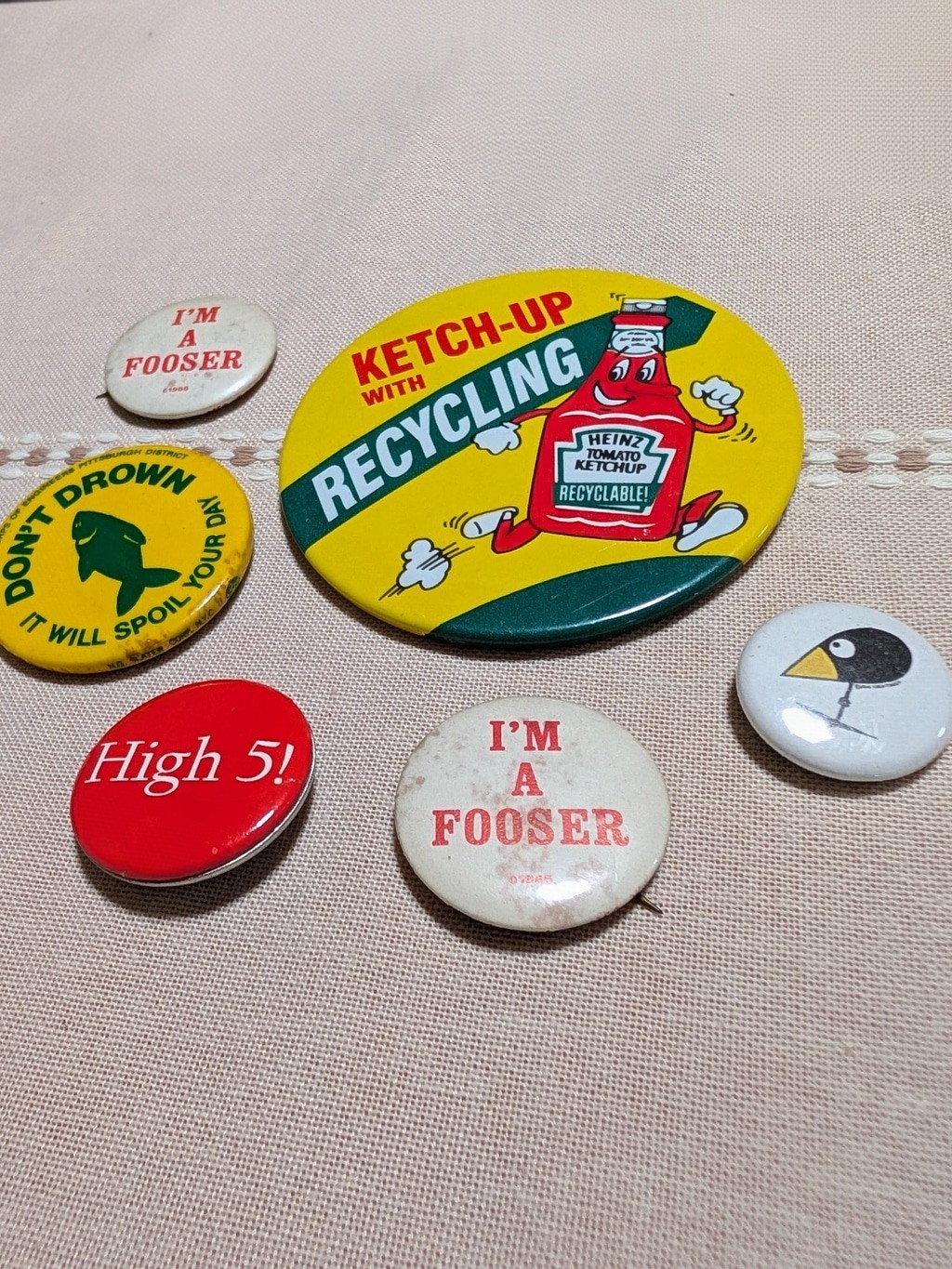 Vintage Advertising Novelty Button Lot Heinz Ketchup Recycling Fooser Pinbacks