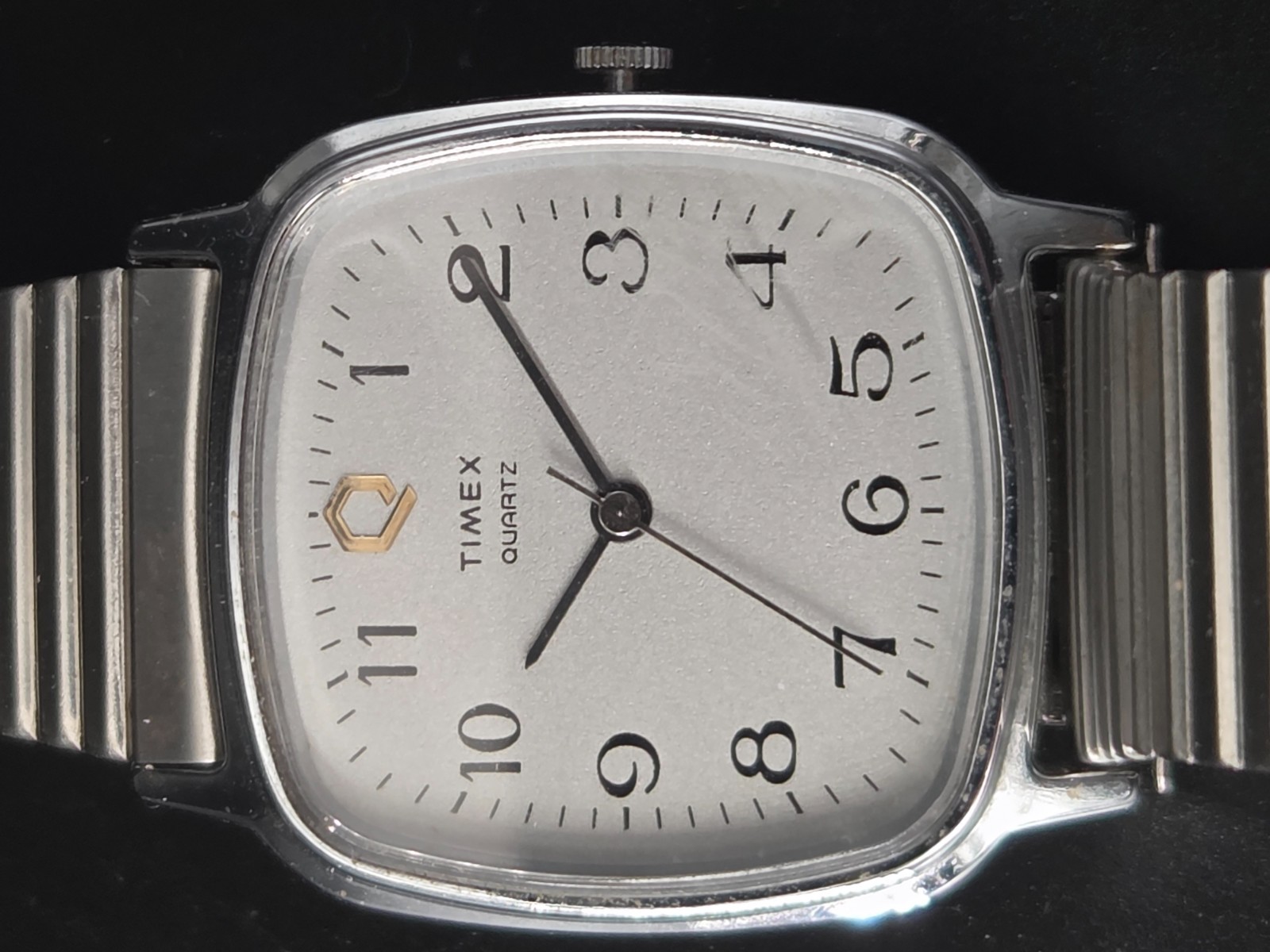 Timex Vintage 1970’s Q Quartz watch – original band, works perfect!