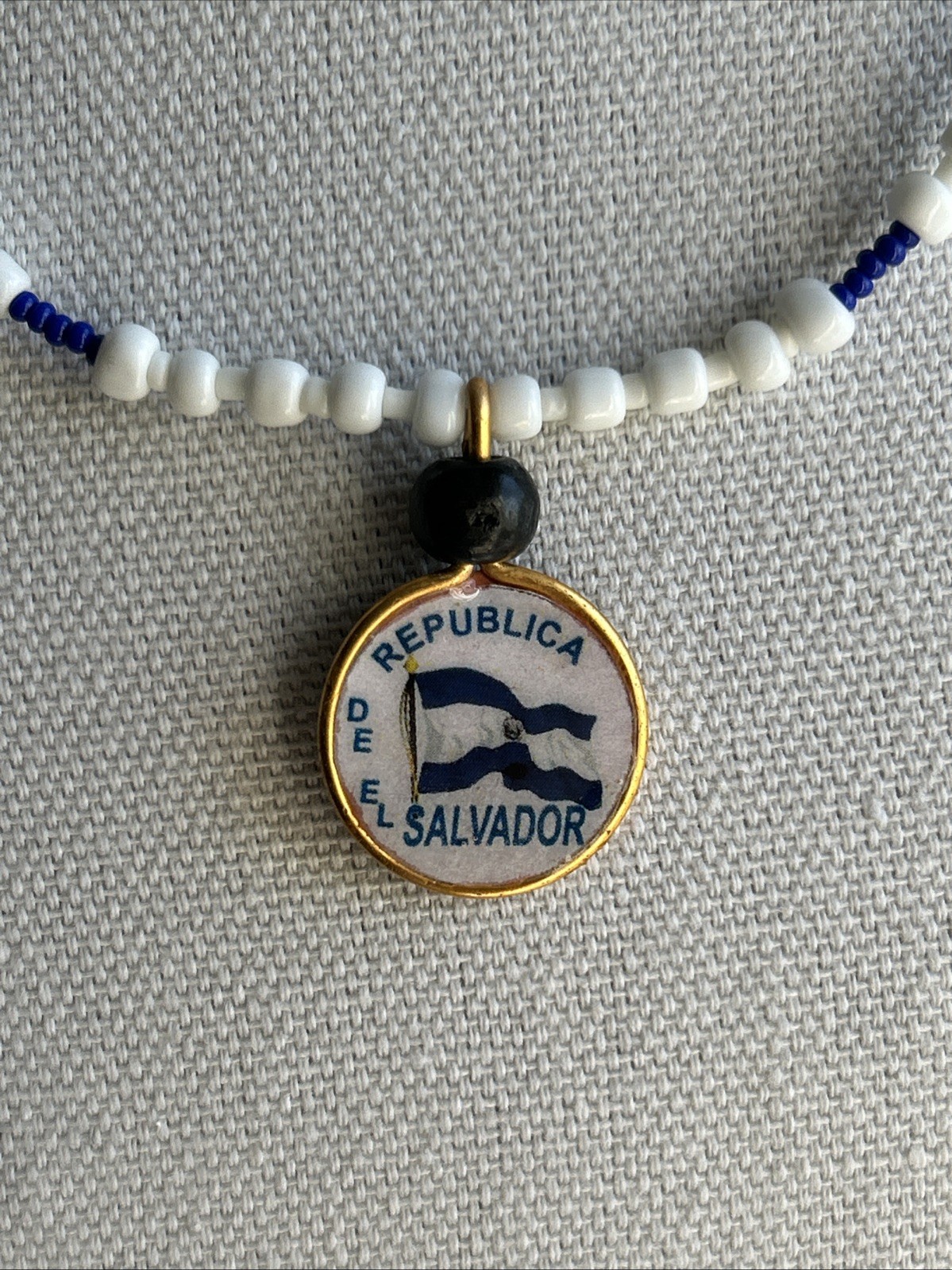 El Salvador Necklace Handmade Collar #05 Beads Medalla Torogoz Bandera Nacional
