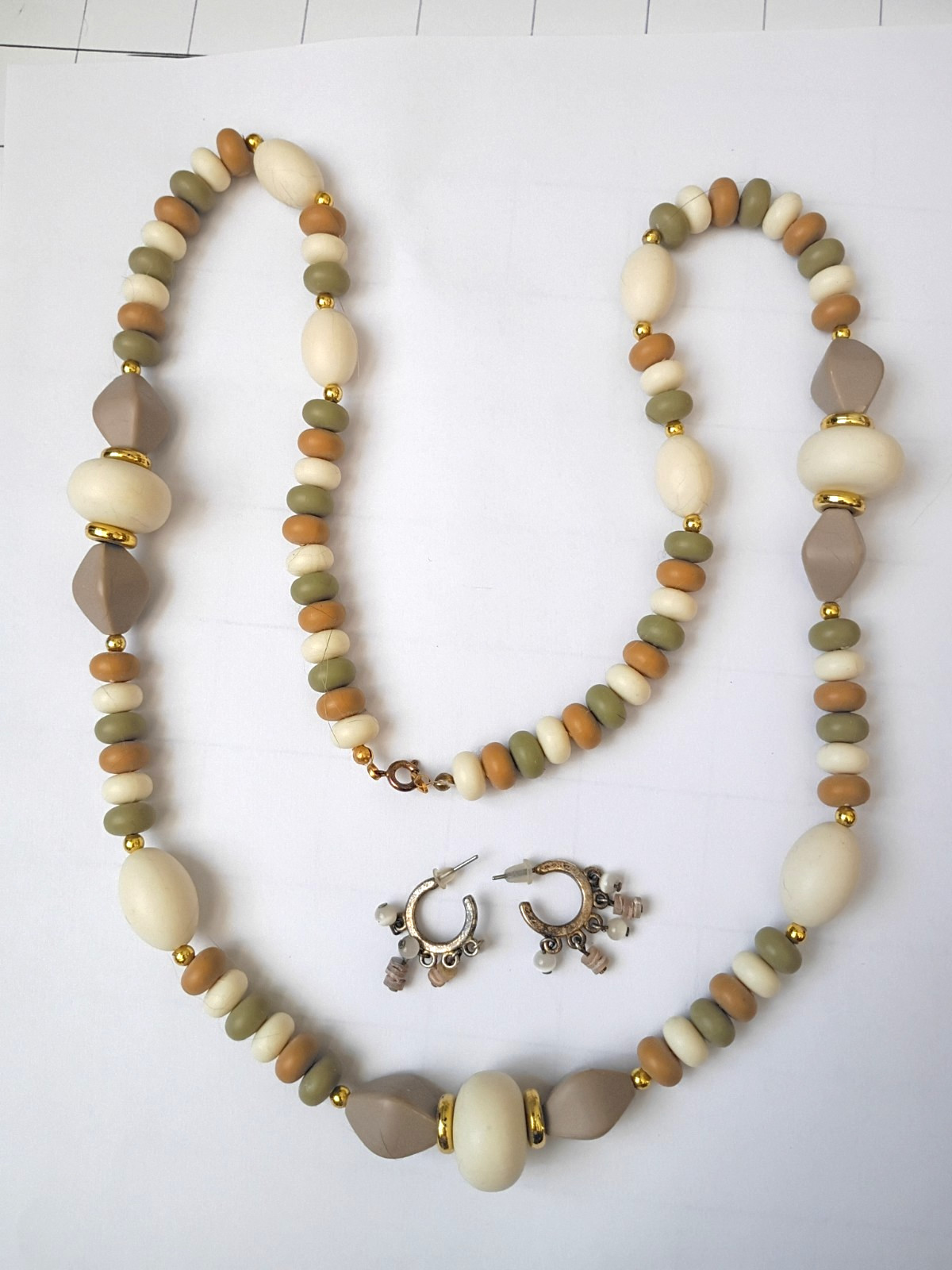 Long Tan Taupe Beige Necklace & Earring Set 32.50″ Multicolor Natural Beachy