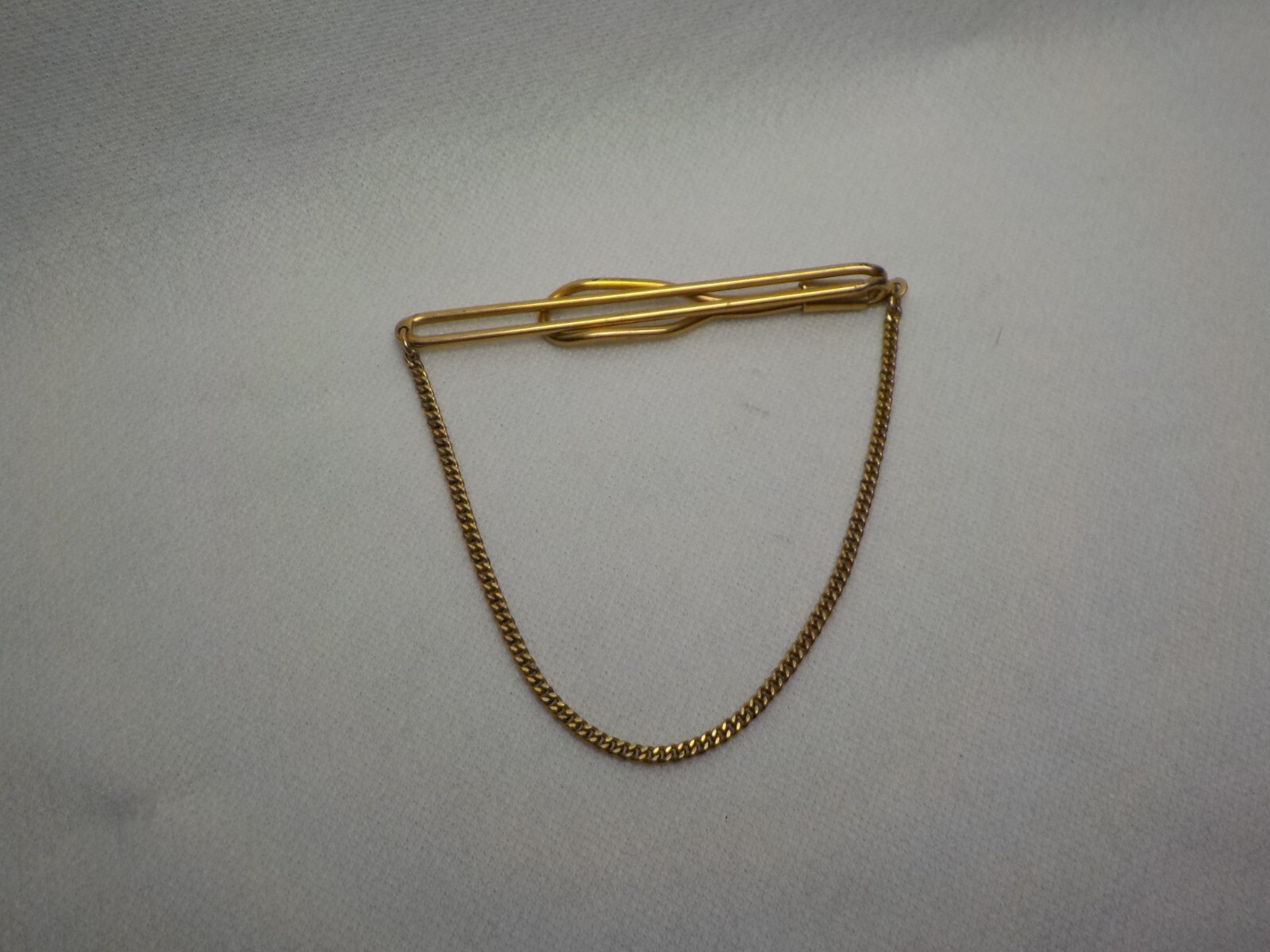 VINTAGE SWANK 1OK RGP TIE BAR WITH CHAIN