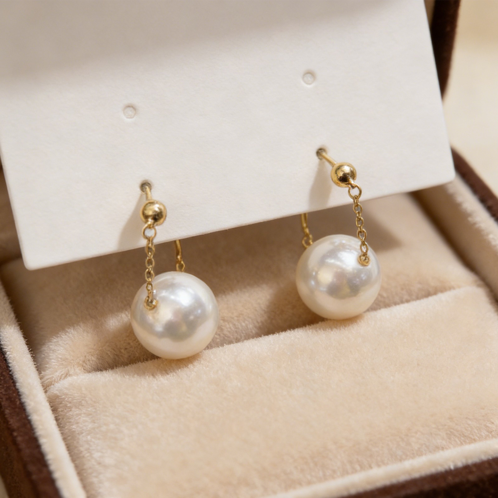 Elegant Pearl Earrings for Women – Minimalist Gold Studs & Drop Styles – Classic