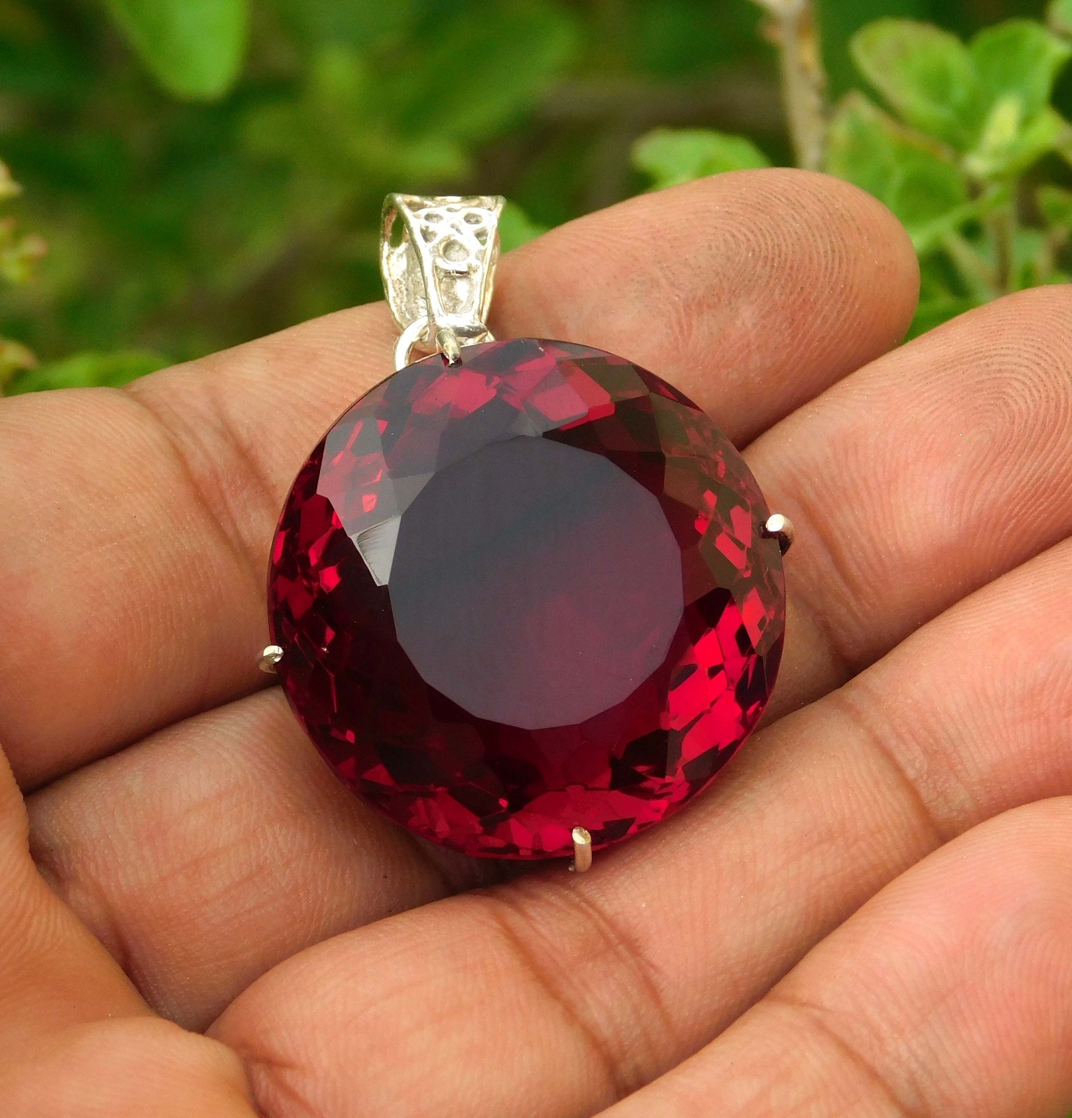104.15cts. Natural Round Cut Madagascar Red Ruby Sterling silver Pendant