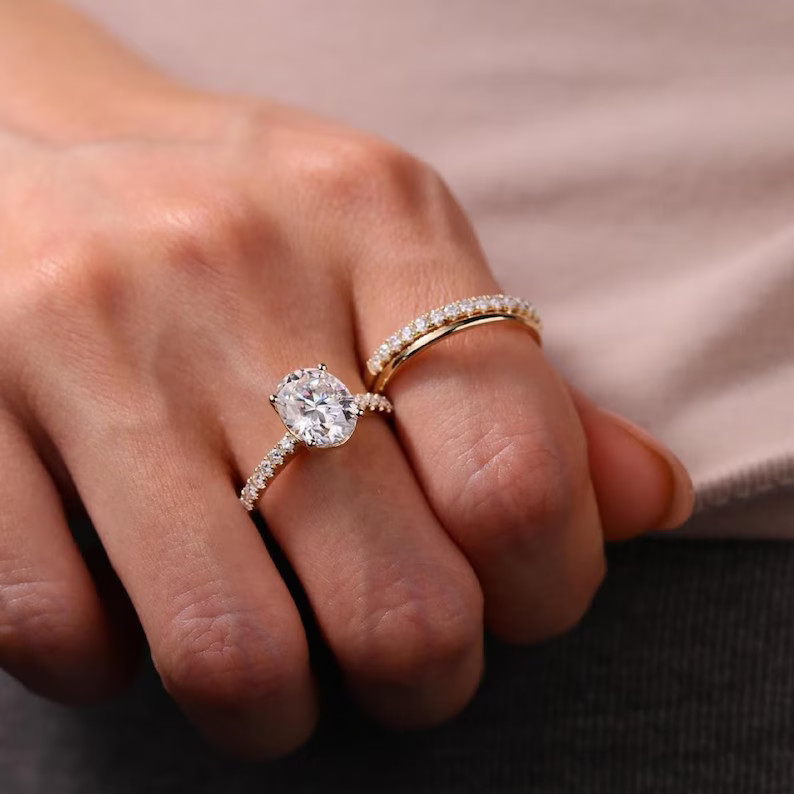 2.80 Ct Oval-Cut EF/VS1 Lab Grown Diamond Wedding Set Band Ring 14K Yellow Gold