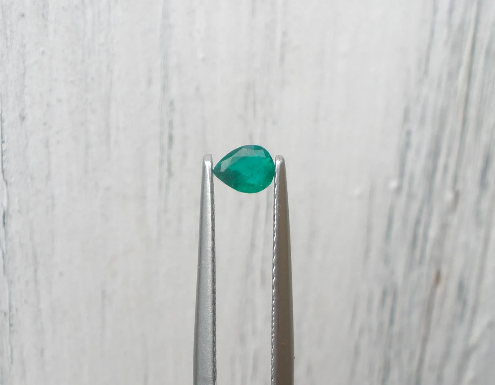 5 x 4mm Colombian emerald pear loose faceted natural gem