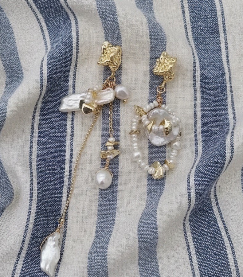 Anthropologie Pearl Hoop Mismatch Molten Earrings Nugget Gold Stud Bead Chain