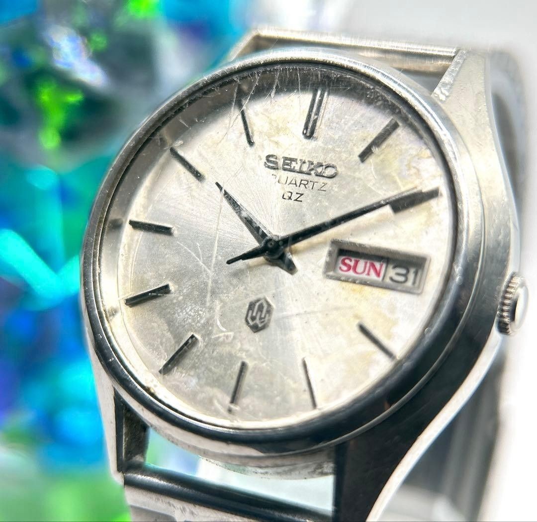 SEIKO Vintage Quartz Day Date Men’s Watch Silver Parts Repair Japan Used