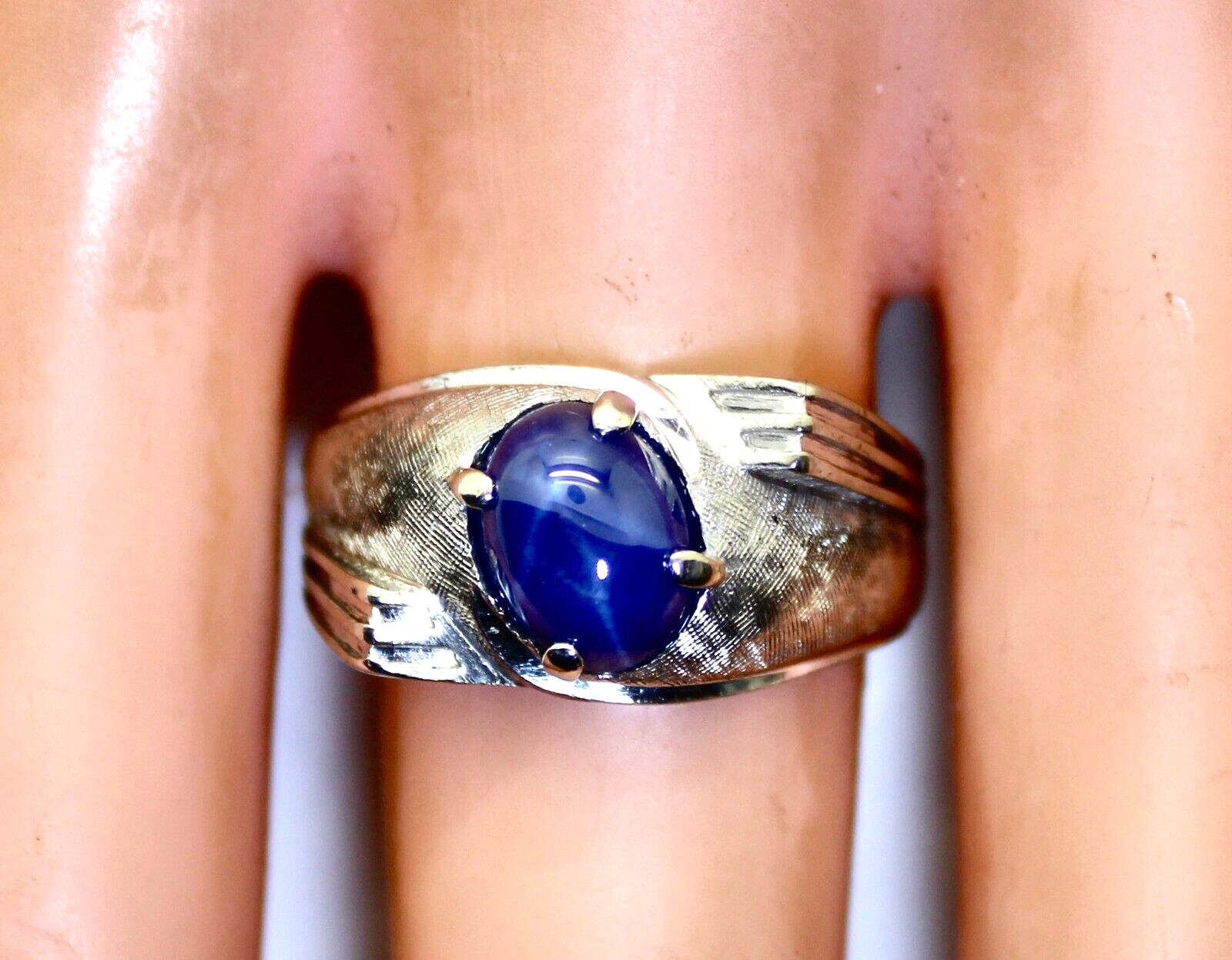 Heavy Vintage Men’s 14K White Gold 1.5 Ct Star Sapphire Ring, Size 8.75, 8.4Gram
