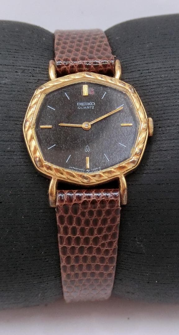 B Seiko SEIKO wristwatch, octagonal shape, 1400-5580, operation unconfirmed.