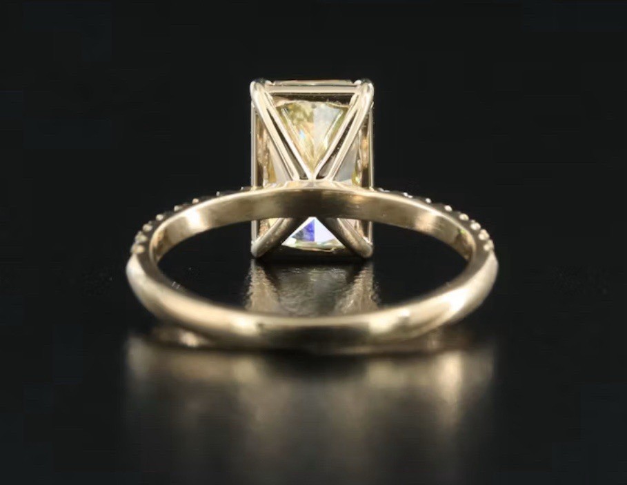14K 3.29 CTW Lab Grown Diamond Ring With Vivid Yellow Center Stone IGI Report
