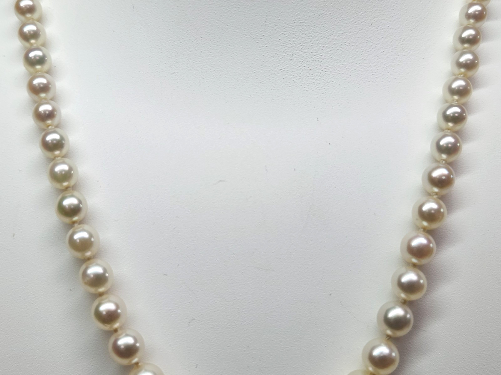 VINTAGE 2.50-8.00mm AKOYA Cultured Pearl & Diamond Graduated 20″ Strand Necklace