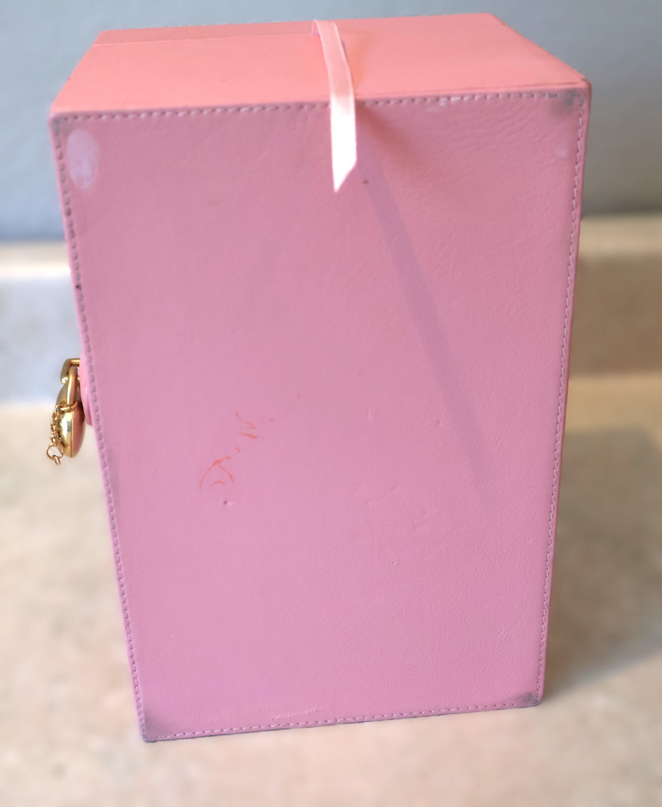 Juicy Couture Light Pink Soft Leather Train Case Jewelry Box & Storage – Vintage